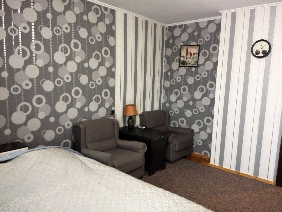 1-к метро Лыбедская Дворец Украина/Либідська Палац Україна подобово