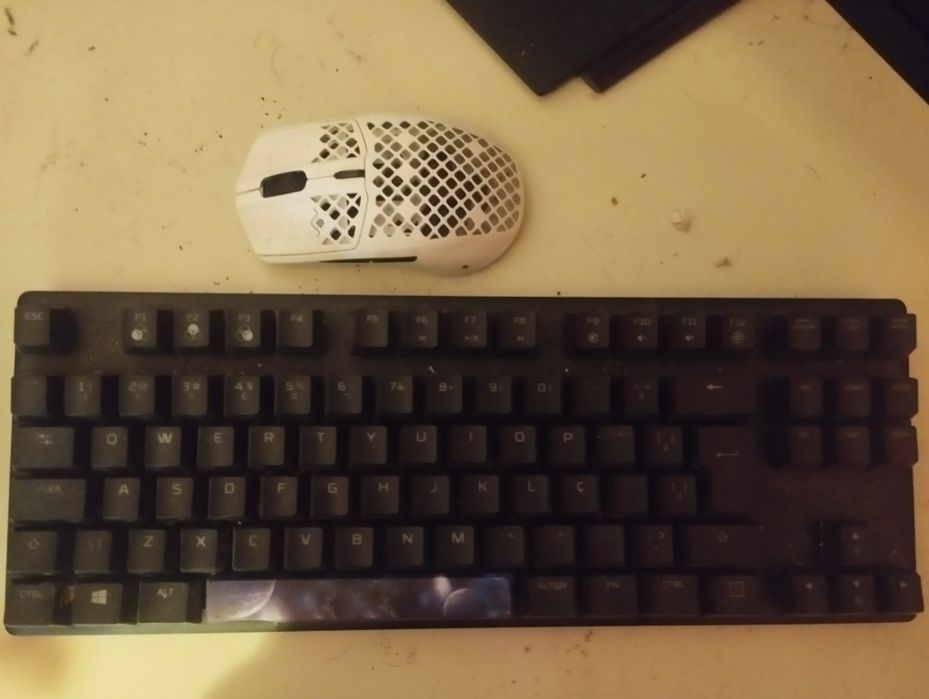 Complete PC Gaming Setup with 2 Monitors64740314545409123