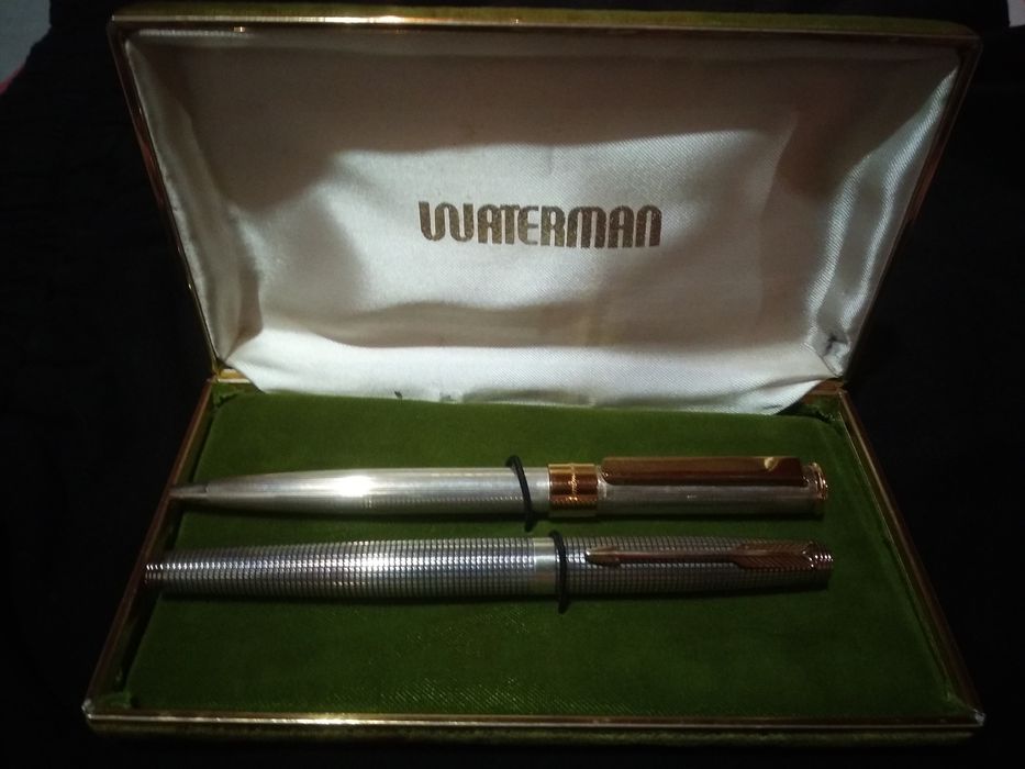 Caneta Parker e Waterman em prata e aparo em 14k ouro