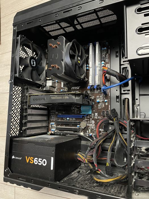 Komputer i7 4790k, do grier, internetu itp. Z monitorem dell