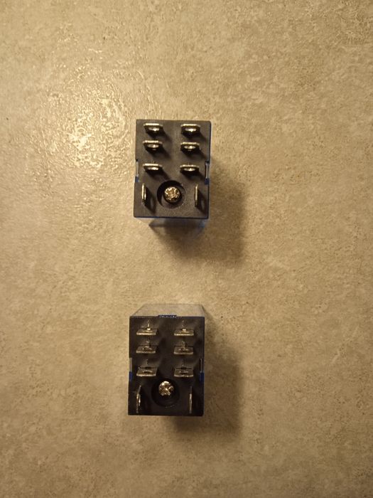 Реле електромагнітні на 5 вольт ,12 вольт