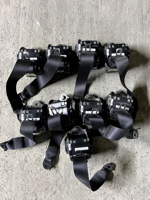 Ремінь безпеки задній Тесла 3 Ремень безопасности задний Tesla 3