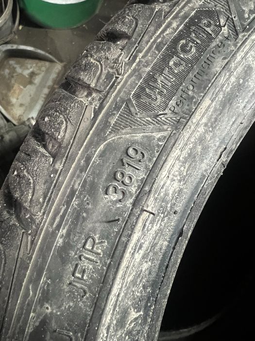 Good year 215/40/r18 зима 38 неделя 2019 год 8мм
