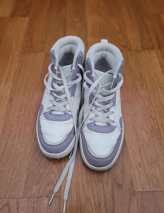 Téns bota baraco e lilás