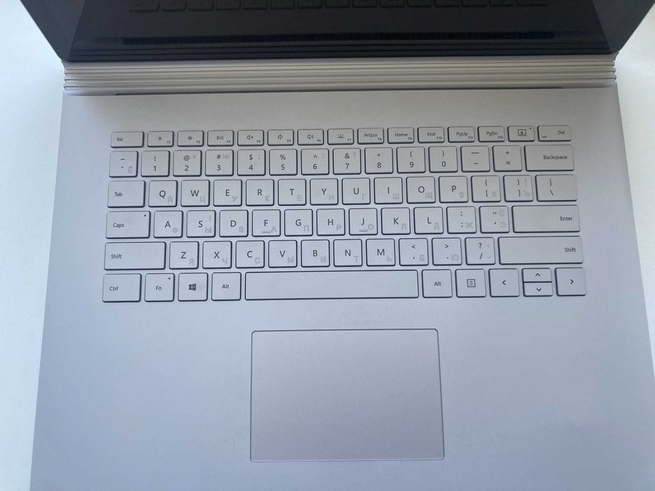 Ноутбук Microsoft Surface Book 2 15 7/16GB/NVIDIA GTX 1060 6GB Windows