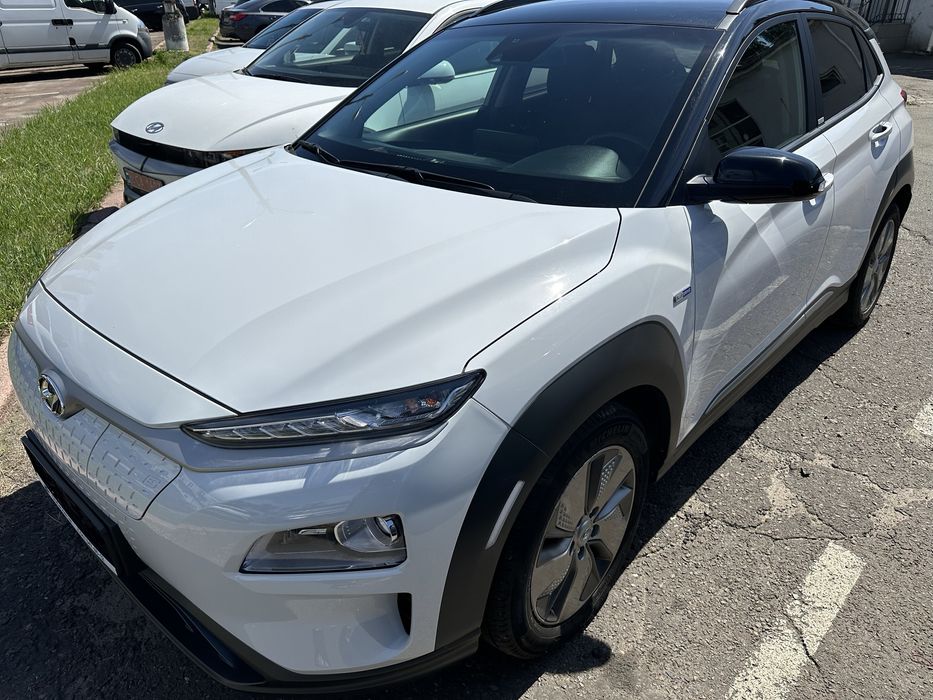 Хундай кона ціла на офіційній гарантіі