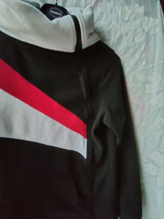 Тёплая толстовка на змейке JANINA