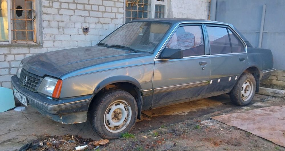 Продам Опель Аскона
