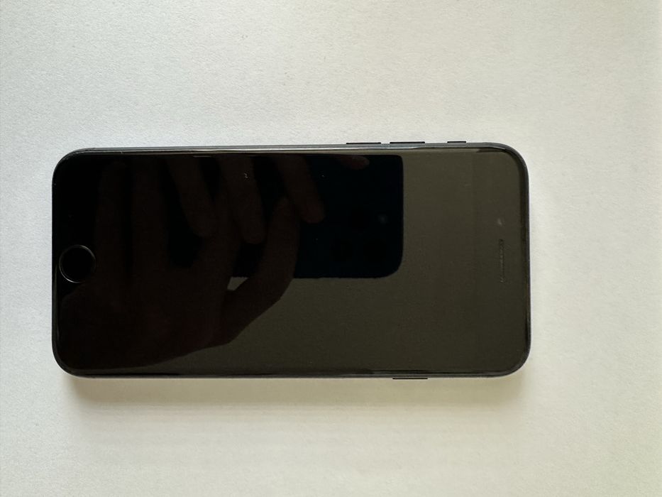 Iphone 7 czarny.