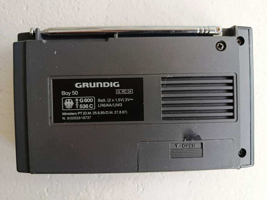 Rádio Grundig Boy 50 (vintage)
