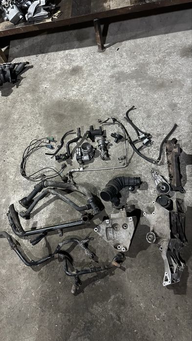 Навісне passat a6 c5 Superb Awt 1.8 коллектор кронштейн трубка егр