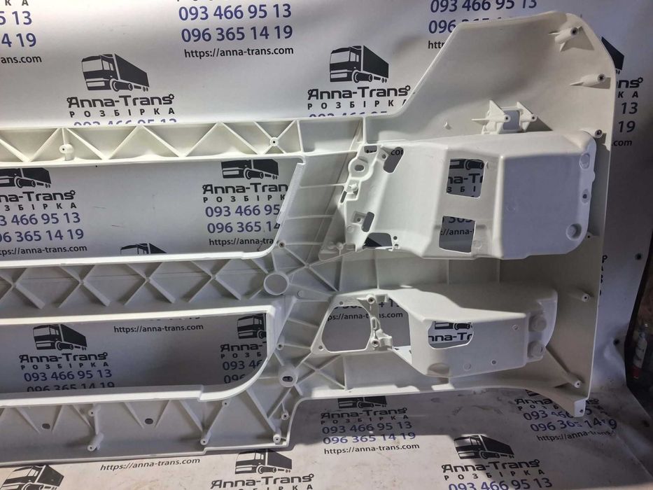 Бампер MAN TGX /новий/