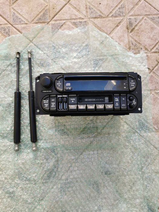 Rádio CD para Chrysler,2 Amortecedores cofre