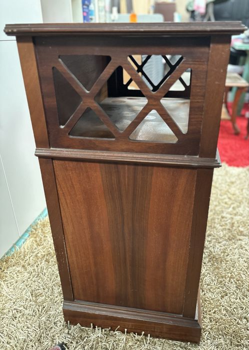 Móvel para a televisão de madeira