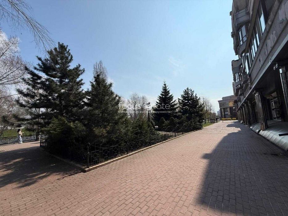 Без комісіЇ. 220м2. Фасад. Оболонська Набережна 15