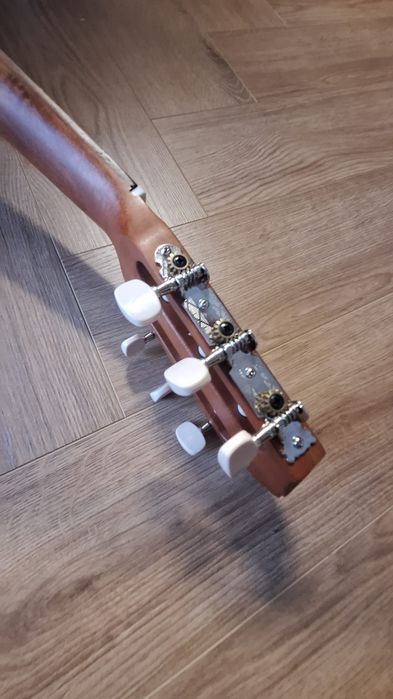 Guitarlele Mała gitara