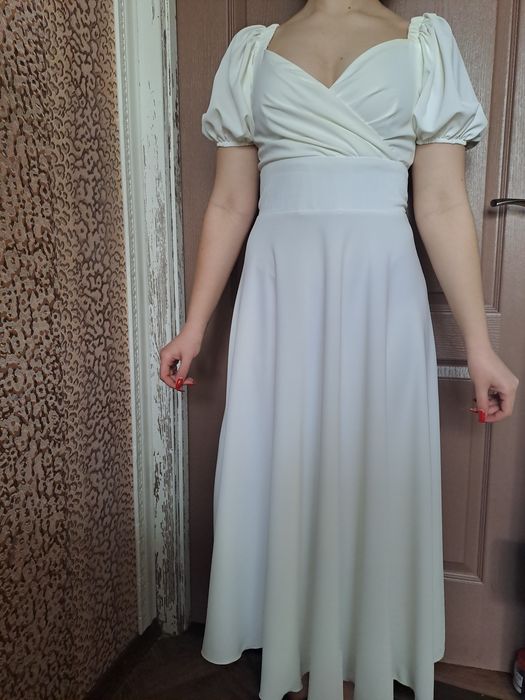 Нарядное платье.