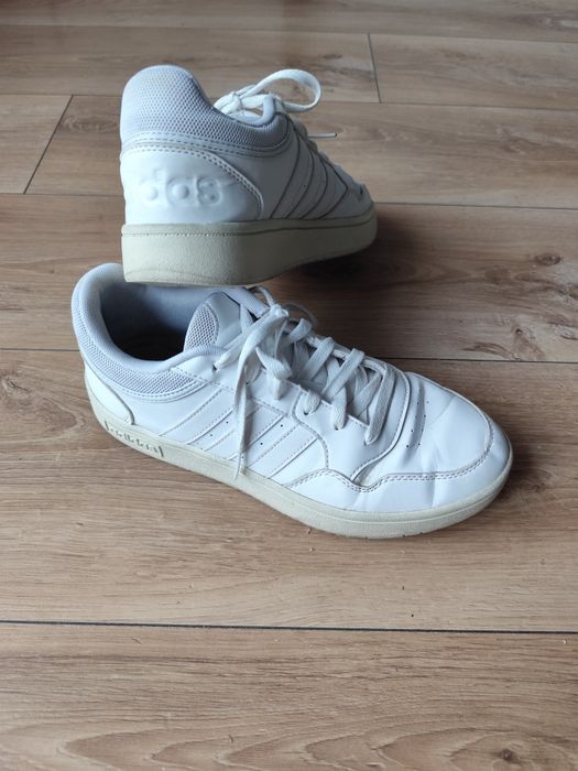 Białe sneakersy Adidas rozmiar 40 i 2/3