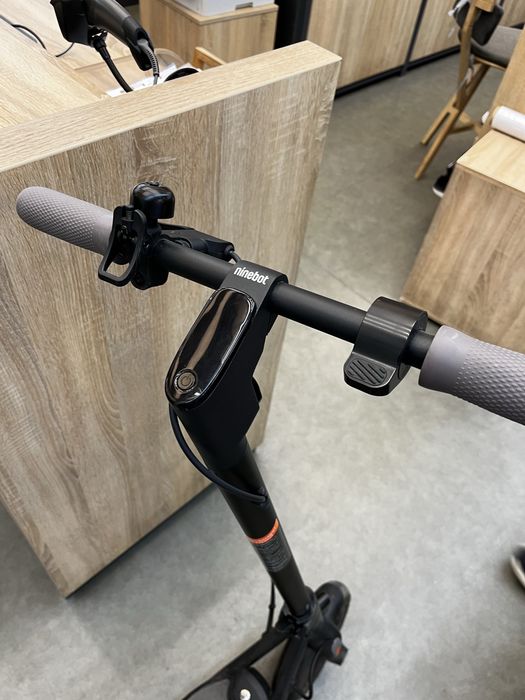 Електросамокат Ninebot Kickscooter F25E II