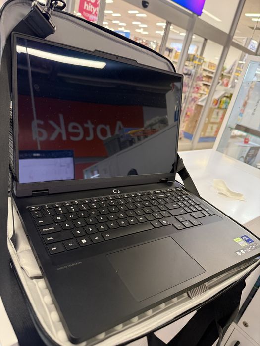 Sprzedam Laptop Lenovo Legion 5 Pro 32GB RTX 5070 gwarancja