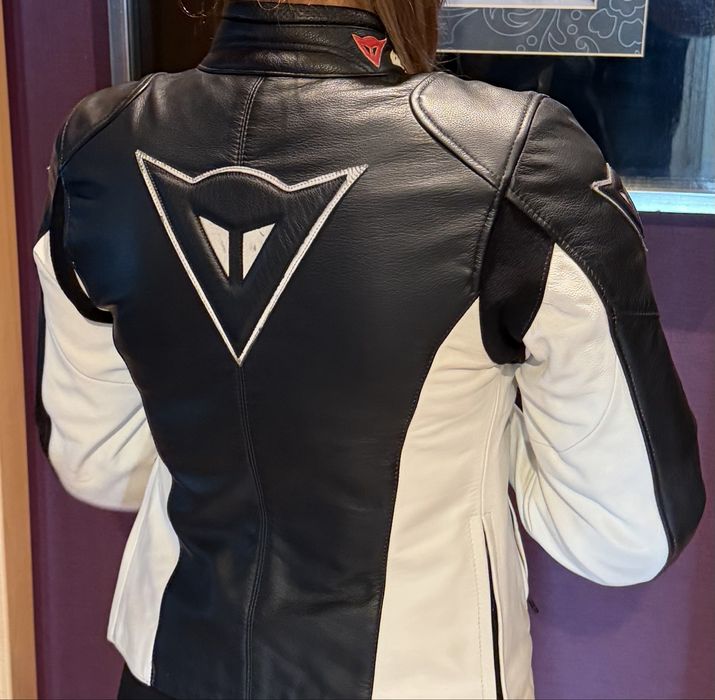 Casaco Dainese tam.S em pele