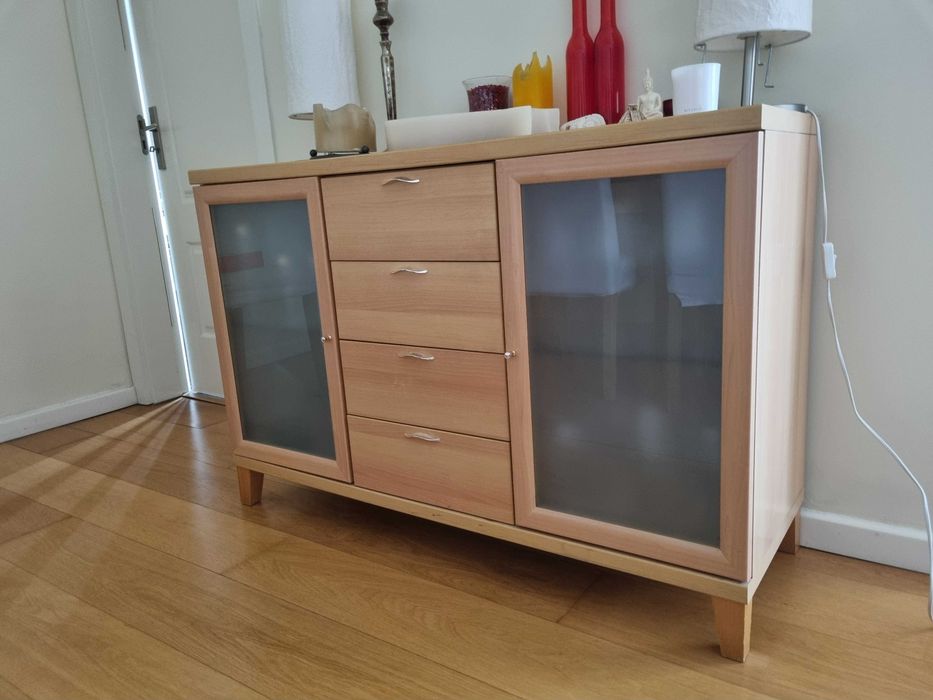 Vendo Aparador -Excelente estado de conservação