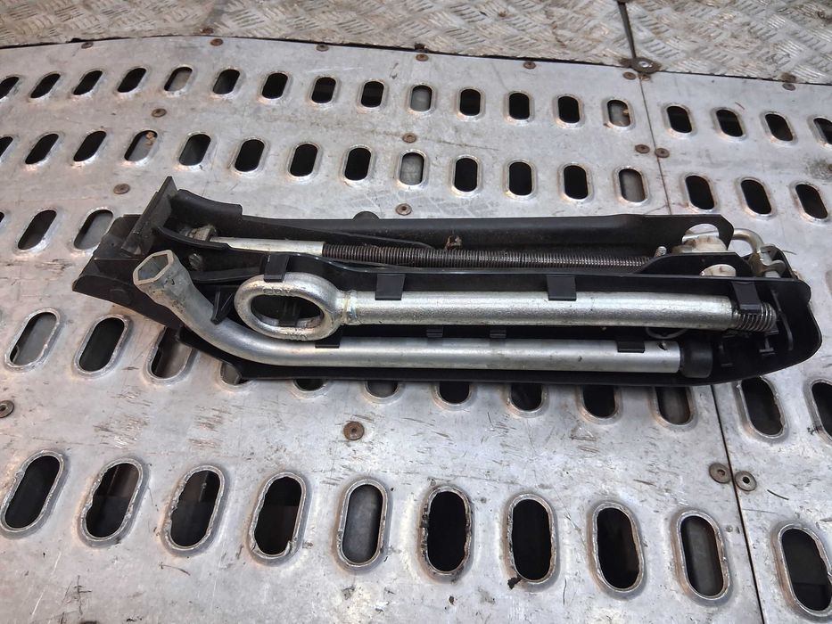 vw t5 lewarek podnosnik kola zapasowego zestaf