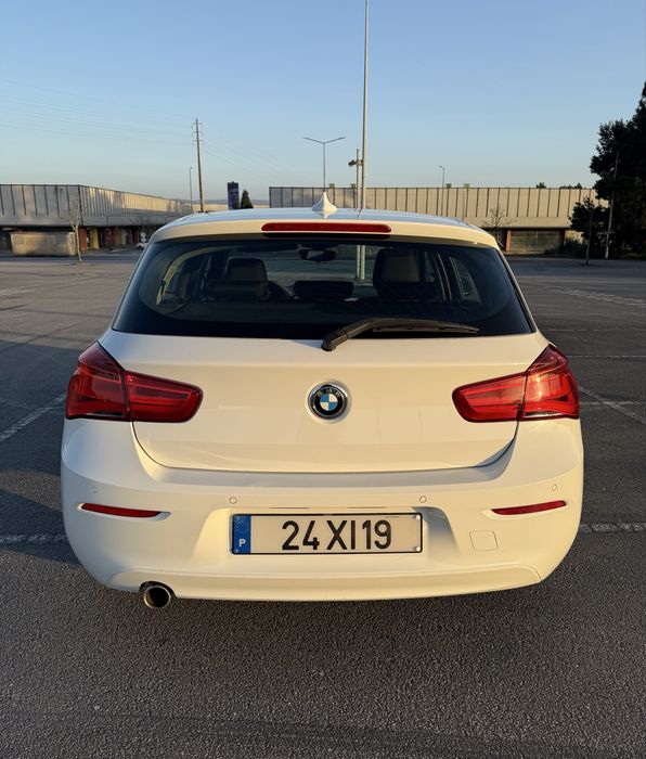BMW 116D - automático