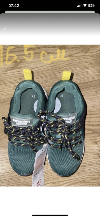 Взуття нове