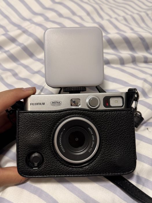 Instax mini evo preta