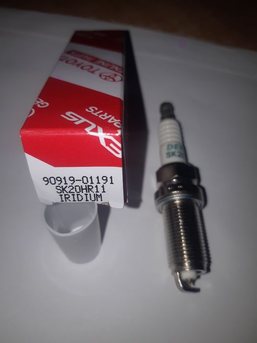 Свічкка запалювання Denso Iridium SK20R11/SK20HR11/SC20HR11/SK20BGR11