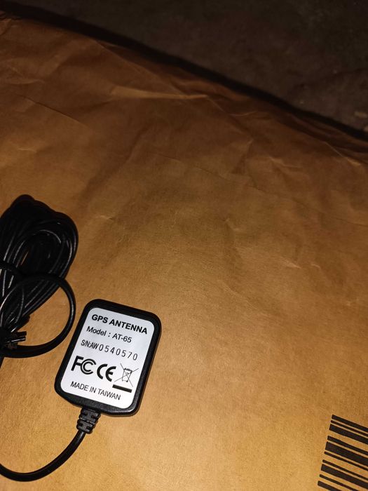 Antena do nawigacji GPS AT-65
