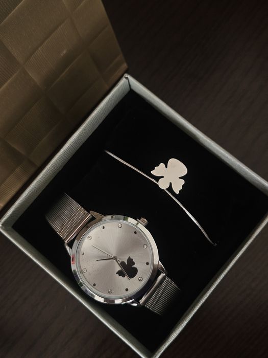 Conjunto em aço relógio e pulseira