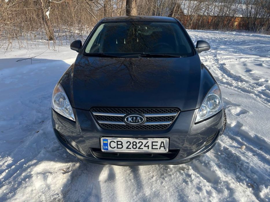 Продам авто kia ceed з рідним пробігом