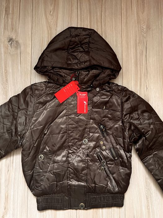 Куртка вітровка нова весна