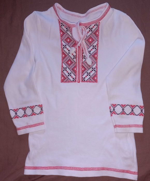 Вишиванка на хлопчика на 3-4 роки зріст 98-104 см