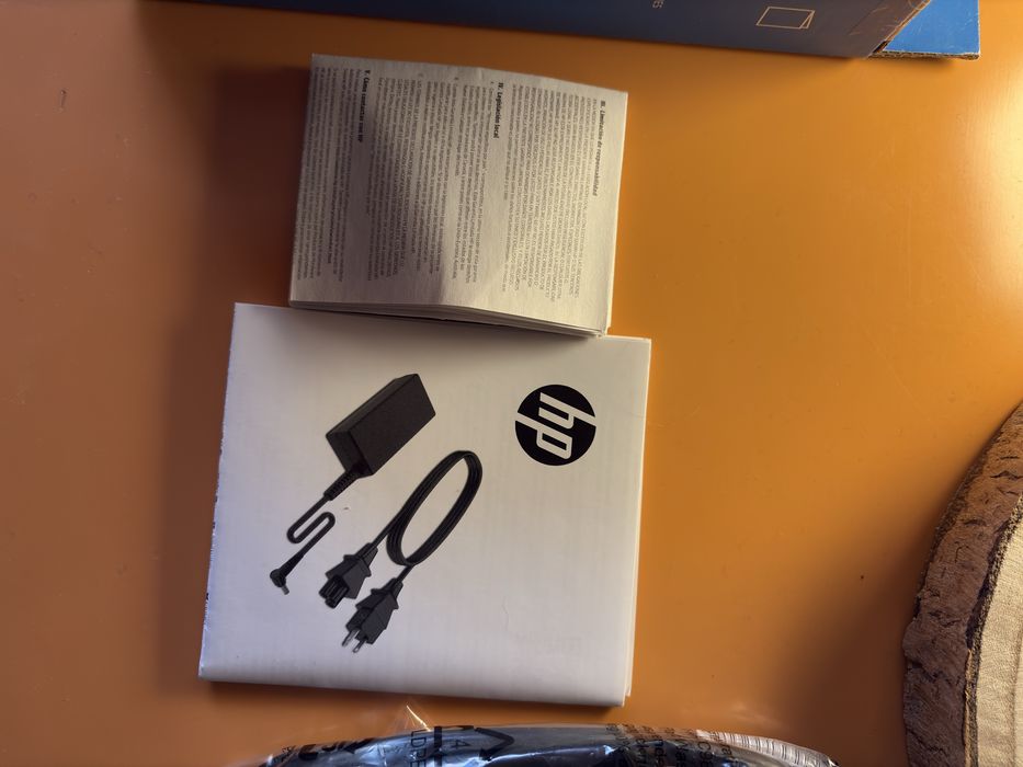 Hp Carregador AC Adapter 90W (ponta azul)
