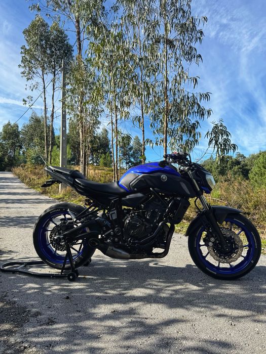 YAMAHA MT07 2019