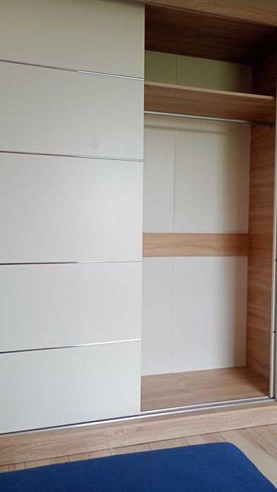 Szafa przesuwna z lustrem 250cm