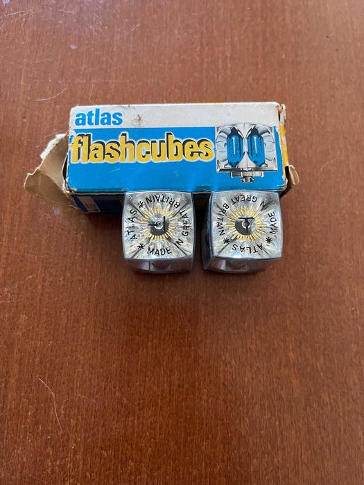 ATLAS Flashcubes - Vintage