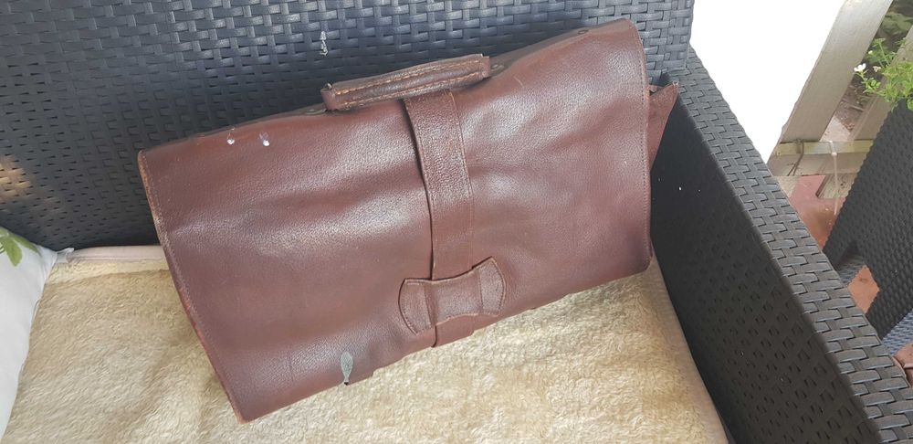 Teczka z PRL ze skóry