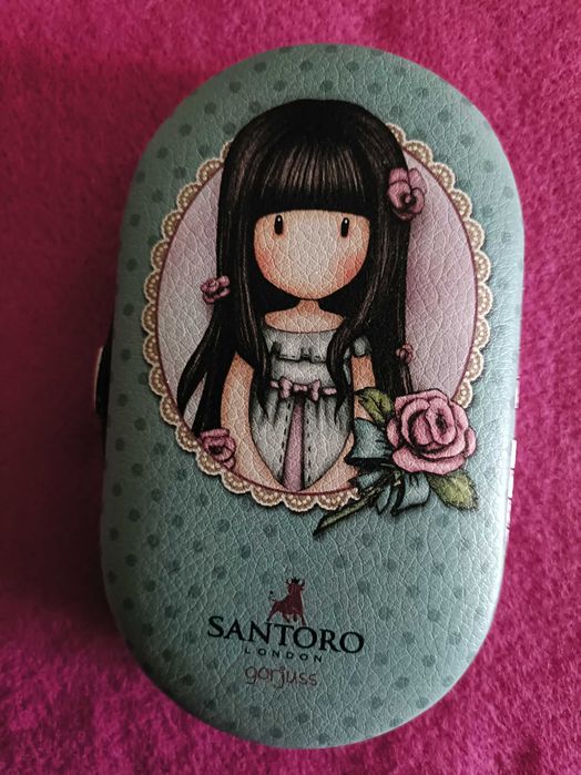 Estojo Manicure + Medalha Gorjuss, Santoro