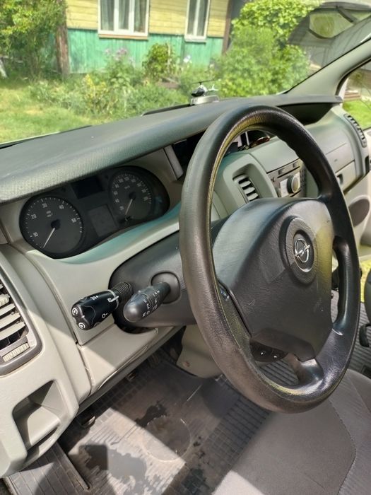 Opel vivaro.2.0.tdci