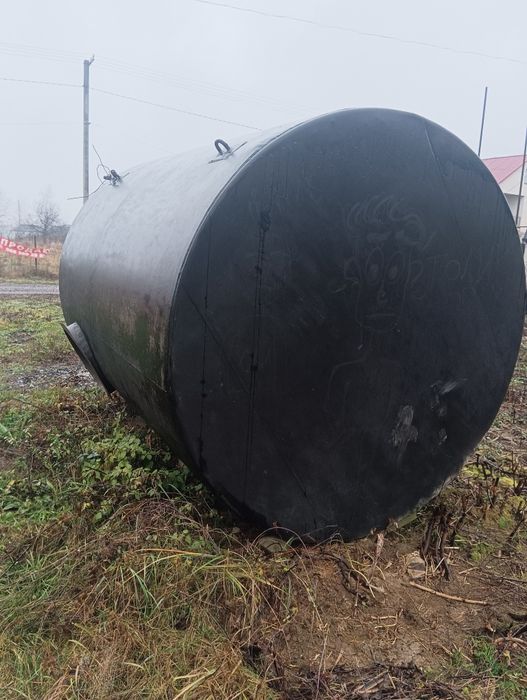 Металева бочка 10.8 м3