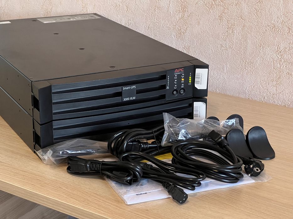 ИБП APC Smart UPS XL3000 / Серверный бесперебойник SUM3000RMXLI2U с доп блоком батарей
