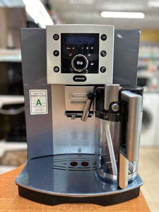 Кавомашина DeLonghi Perfecta Cappuccino ESAM 5550M з Німечинни Б\В