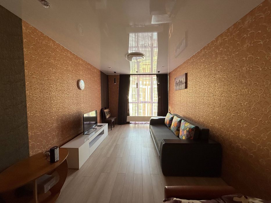 Простора 1 кімнатна квартира, сер. поверх 0% комісія!Ціна нижче ринку