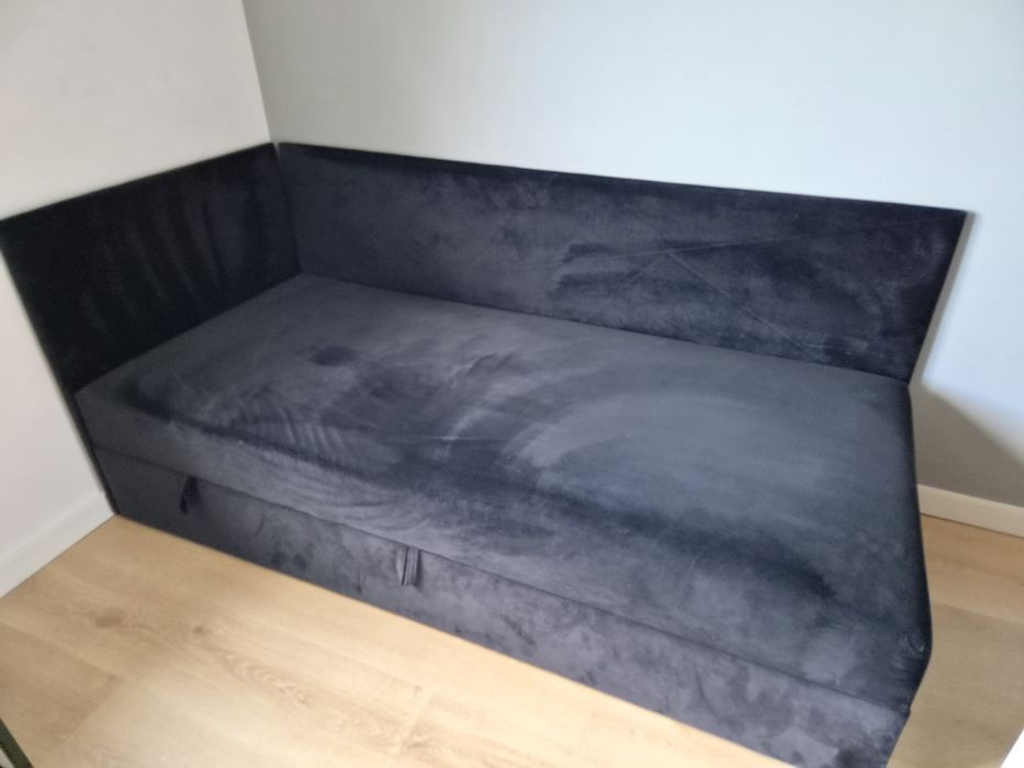 Łóżko młodzieżowe tapicerowane czarne 200x90cm