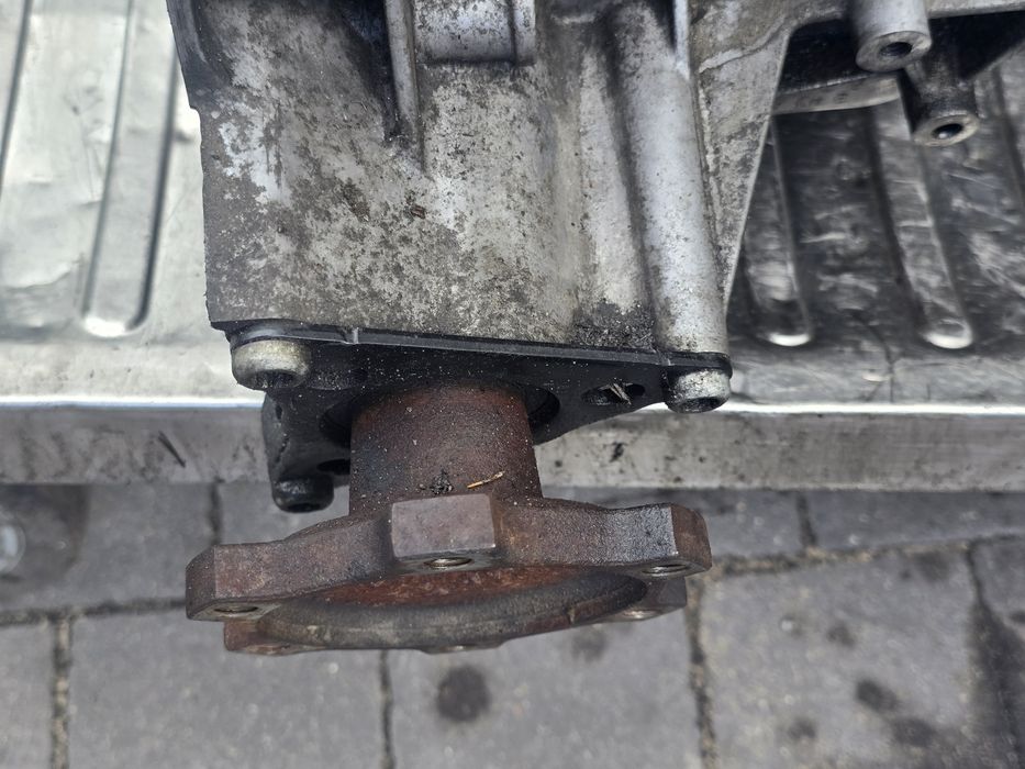 Skrzynia biegów Audi A4 B8 2.0 tdi manual quattro LLR 0B2