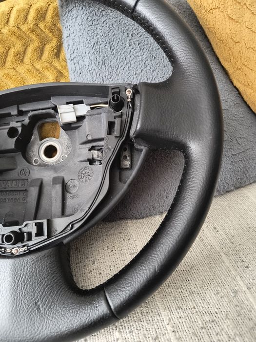 Kierownica skórzana odnowiona renault Clio 2 / Thalia 1